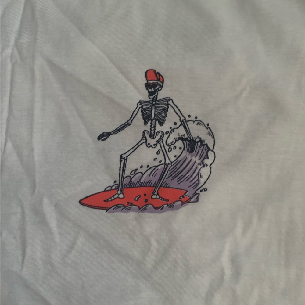 Men’s medium tshirt